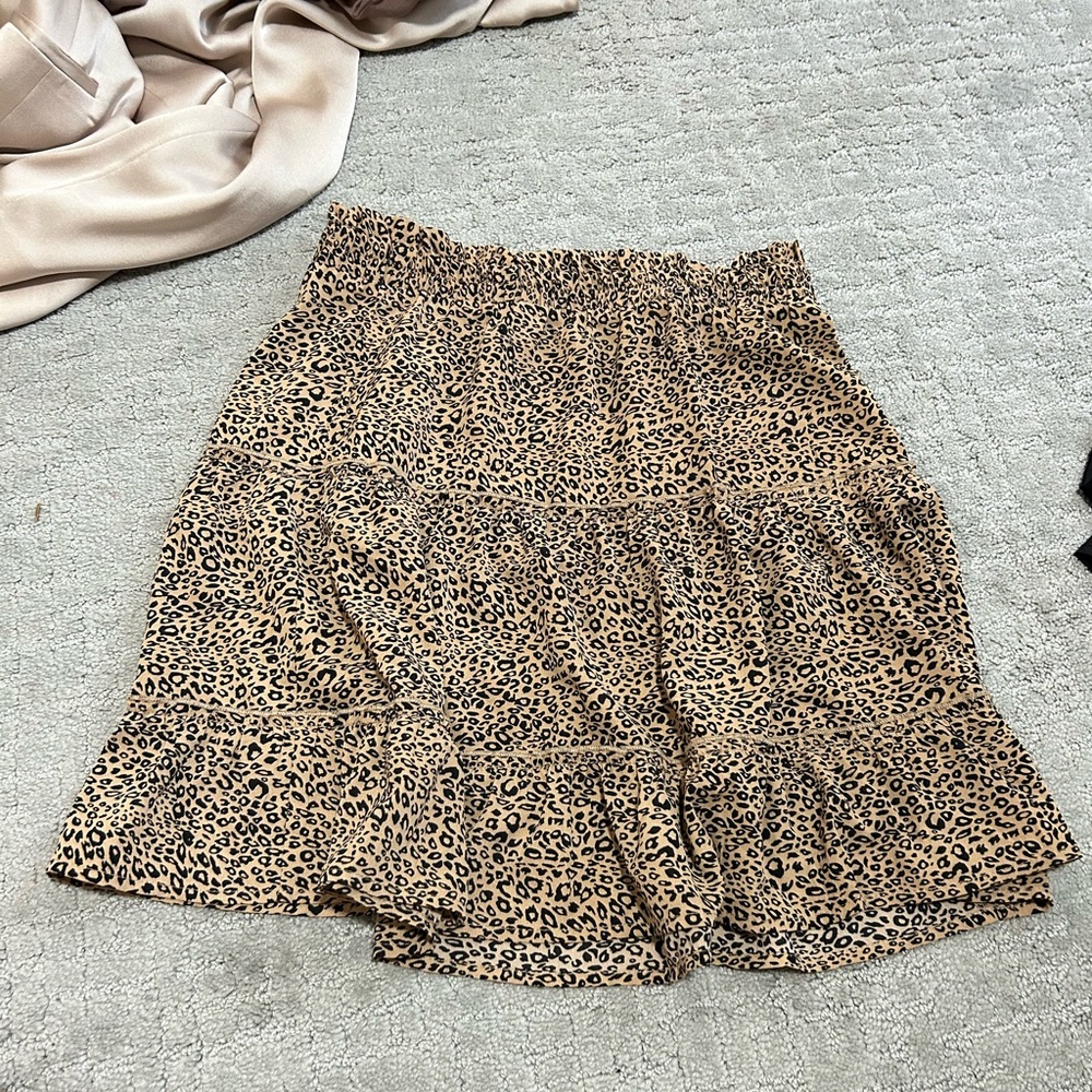 Leopard print skirt